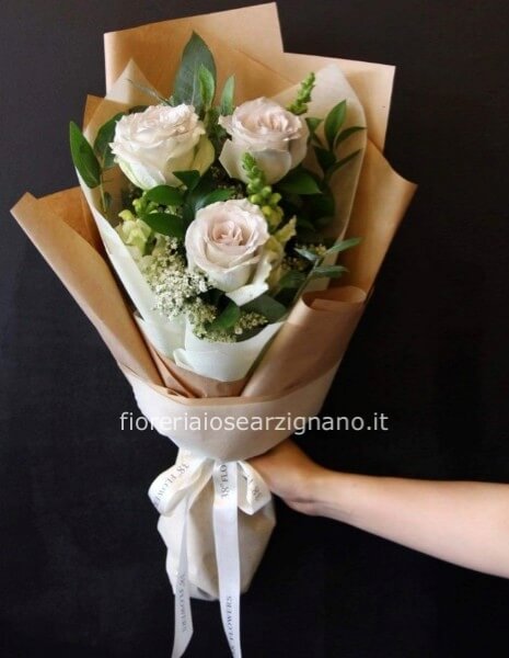 ELEGANZA - ROSE BIANCHE KENYA