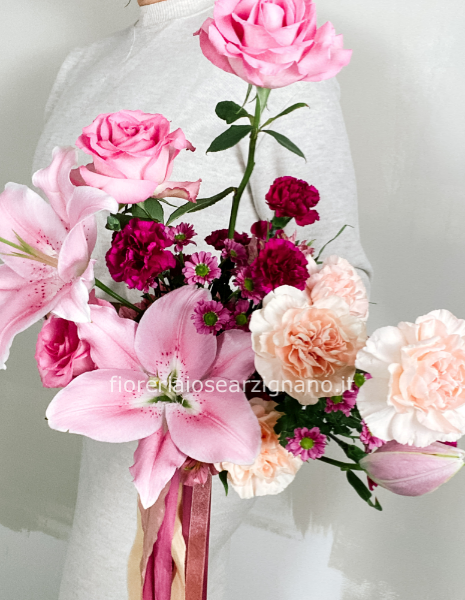FUCSIA DESIGN BOUQUET